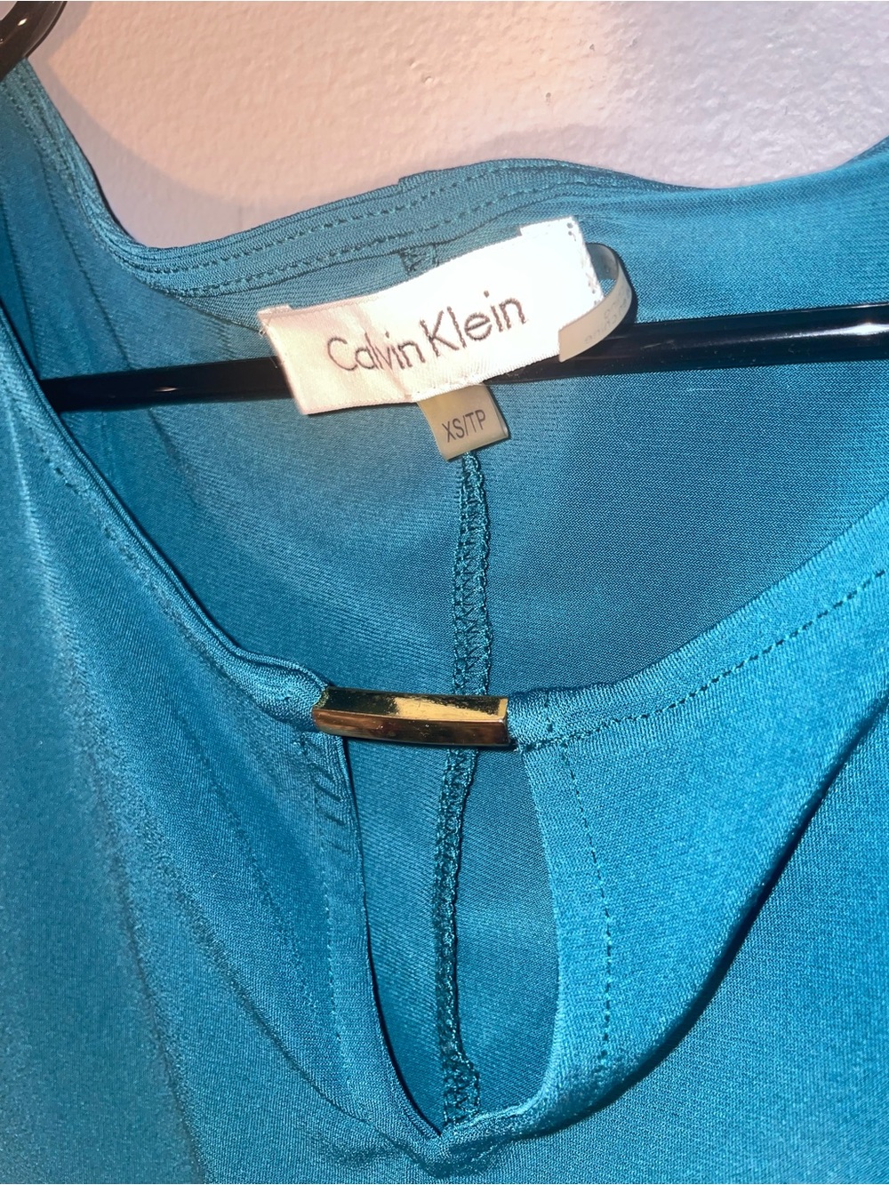 Calvin Klein - Picture 2 of 2